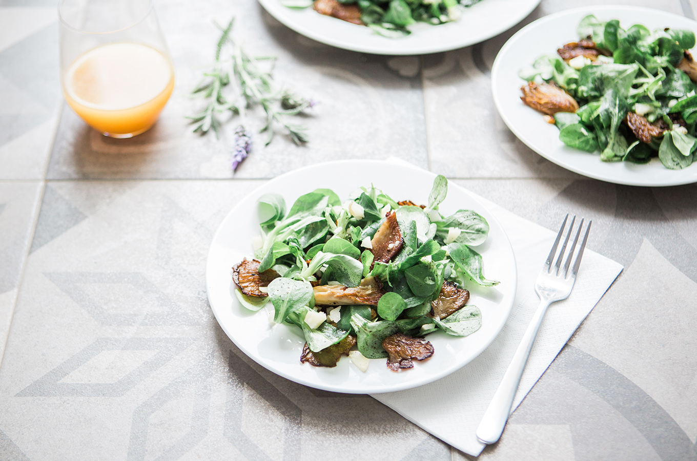 Super Healthy Spinach Salad